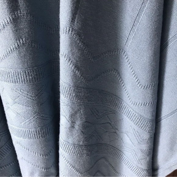 Alexia Light Blue Poncho/Cape- Size M/L - Picture 7 of 12